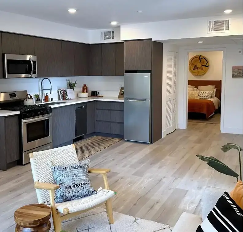 Nabi Apartments